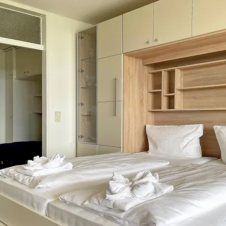 Klaar Kiming- Meerblick 1c, Sandwall