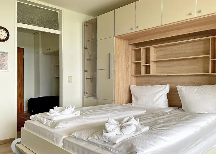 Klaar Kiming- Meerblick 1c, Sandwall